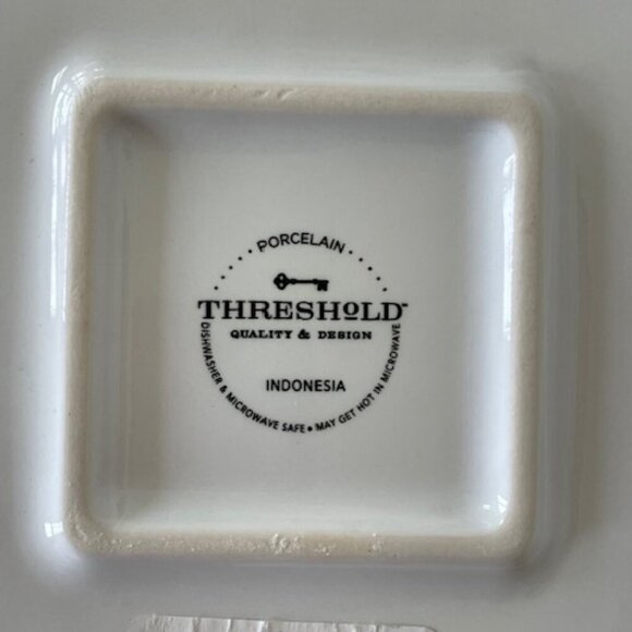 THRESHOLD Porcelain Square White Dinner Plate - Picture 8 of 14